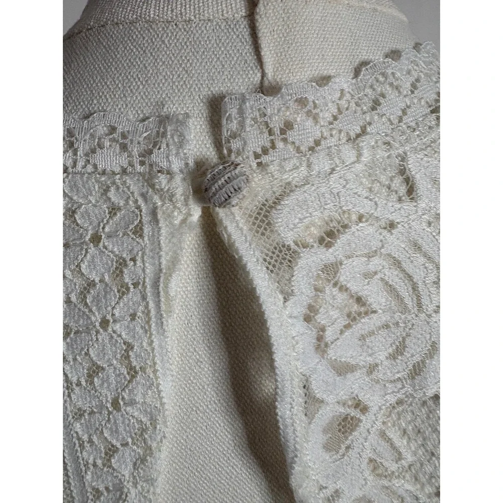 Francesca's Lace Dress Medium Ivory‎ Nude Overlay Fit & Flare Short Sleeve